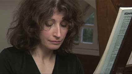 Viviane1j.jpg (19795 octets)
