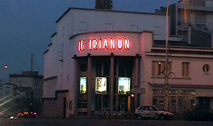 trianonneons.jpg (27495 octets)